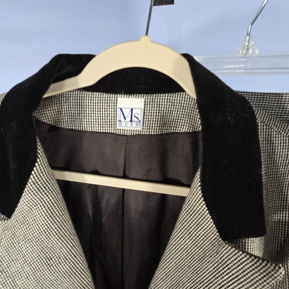 Ms. Russ Women's Houndstooth Button Up Blazer and Skirt Set See Measurements - Picture 2 of 10